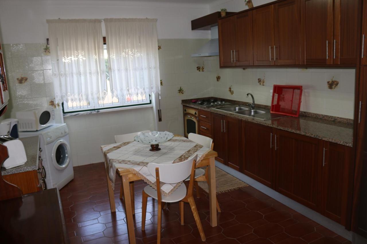 Vivenda Barroso Apartment Nazaré Exterior foto